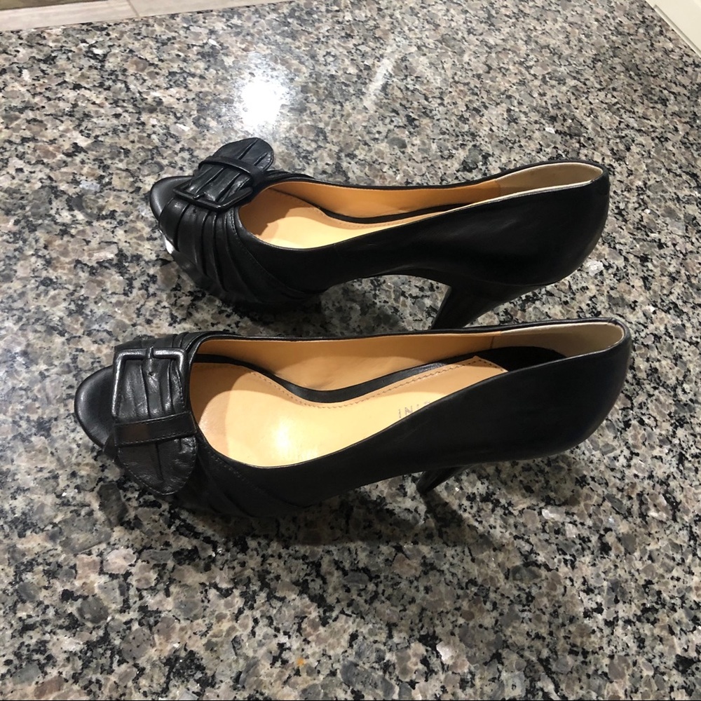 Gianni Bini Black Platform Heels Sz 9.5